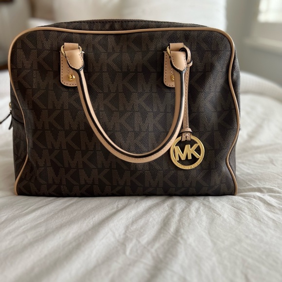 Michael Kors Purse - Picture 2 of 6